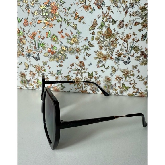 ASOS Design Black Chic Oversized 70s Geometric Square Sunglasses - Picture 4 of 7